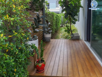 *****บ้านแฝดมือสองนนทบุรี ม.เรสท์ บางใหญ่ บ้านสวยพร้อมอยู่ เนื้อที่ 38.7 ตร.ว. ฟังก์ชั่น 3 ห้องนอน 2 ห้องน้ำ แถมแอร์ 1 เครื่อง! ต่อเติมครบ มีบิ้วท์อินครัว และโรงจอดรถพร้อมใช้งาน บนทำเลเดินทางสะดวก ใกล้เซ็นทรัลเวสต์เกต อิเกีย ทางด่วน และรถไฟฟ้าสถานี "คลองบางไผ่"